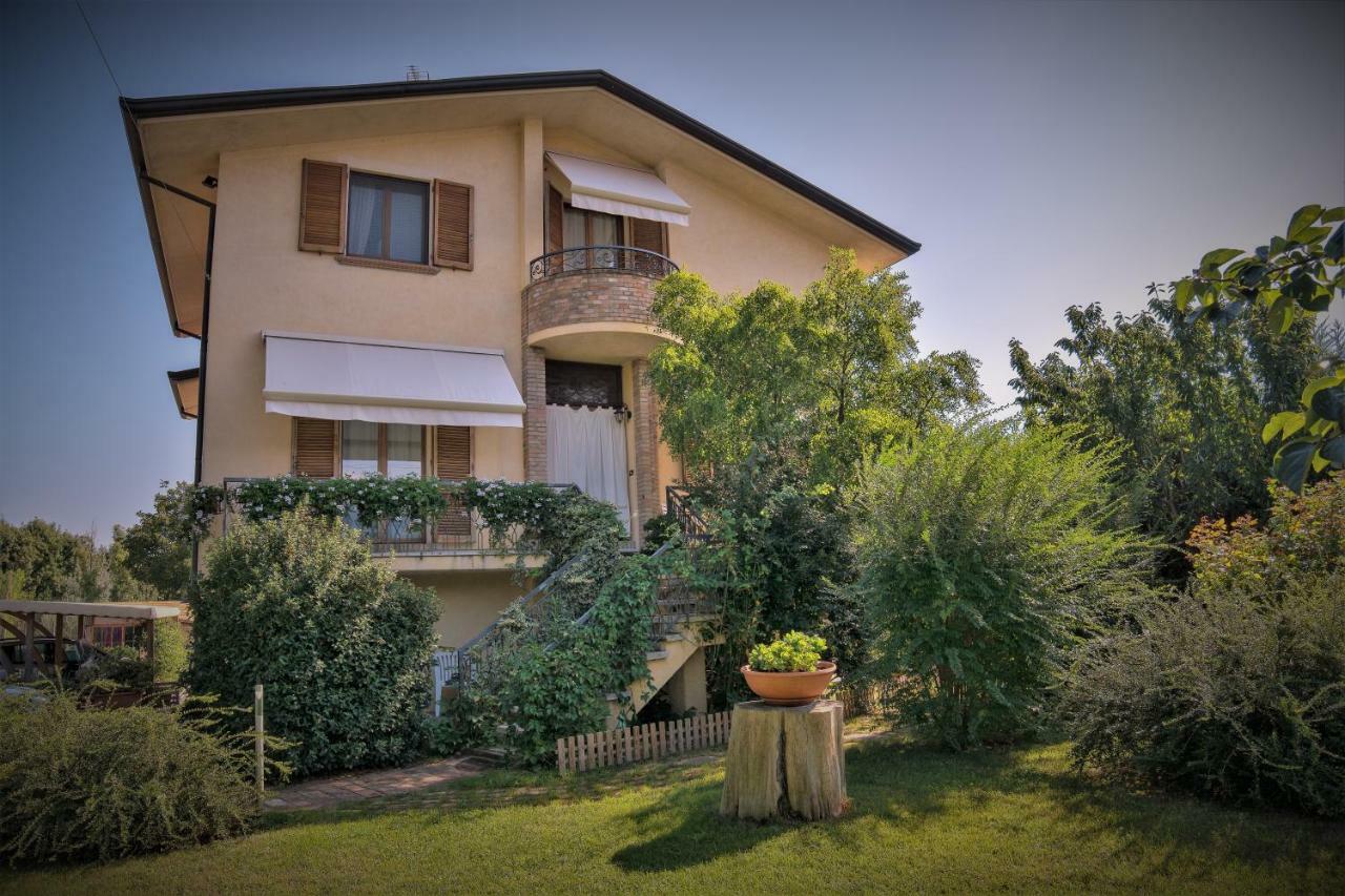 Casavittorio Bed & Breakfast San Giovanni In Marignano Bagian luar foto