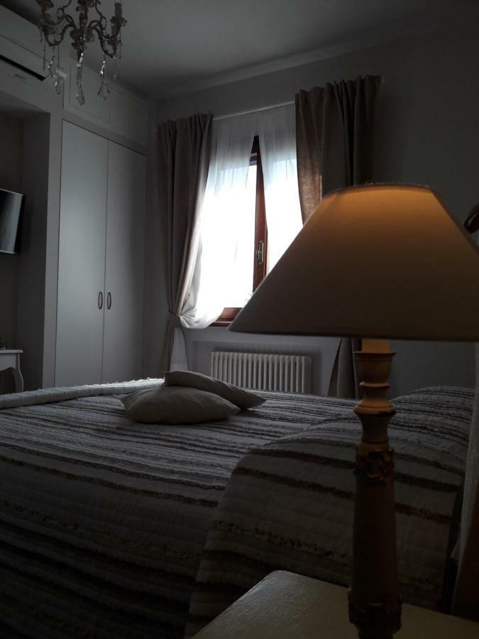 Casavittorio Bed & Breakfast San Giovanni In Marignano Bagian luar foto